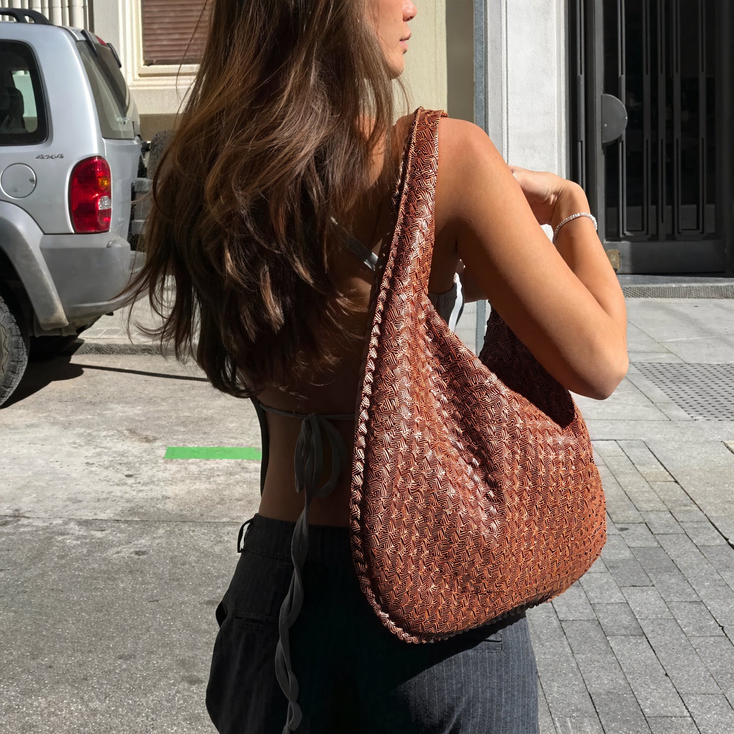Sac Hobo Tissé : Allure Bohème Chic